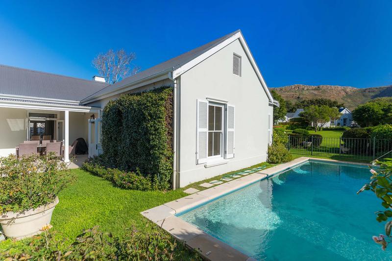 4 Bedroom Property for Sale in Steenberg Estate Western Cape